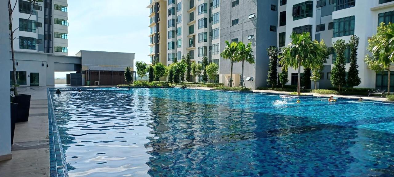 Homestay Arc Austin Hills Jb 4-5Pax Johor Bahru Exterior foto